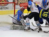 Utkání druhé hokejové ligy HC Zubr Přerov - HC Bobři Valašské Meziříčí skončilo výhrou hostů 1:2. Utkání druhé hokejové ligy HC Zubr Přerov - HC Bobři Valašské Meziříčí skončilo výhrou hostů 1:2.