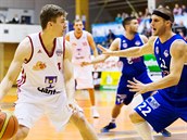 Momentka z utkání basketbalistů Svitav (v bílém) a Ostravy. Momentka z utkání basketbalistů Svitav (v bílém) a Ostravy.