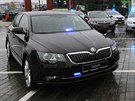 Dopravní policisté převzali sedm nových autmobilů Škoda Superb. Další tři... Dopravní policisté převzali sedm nových autmobilů Škoda Superb. Další tři...
