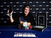 ŠAMPION. Německý pokerový hráč Julian Track vyhrál European Poker Tour v Praze. ŠAMPION. Německý pokerový hráč Julian Track vyhrál European Poker Tour v Praze.