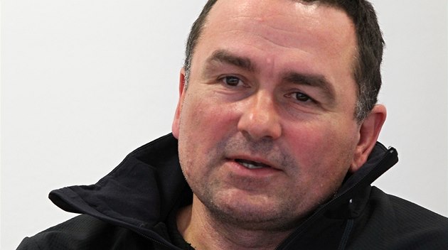 Miroslav Petrásek na tiskové konferenci v Novém Městě na Moravě Miroslav Petrásek na tiskové konferenci v Novém Městě na Moravě