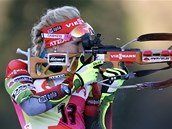 NA STŘELNICI. Gabriela Soukalová na trati vytrvalostního závodu v Ruhpoldingu. NA STŘELNICI. Gabriela Soukalová na trati vytrvalostního závodu v Ruhpoldingu.