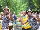 Taneční skupina Iyasa ze Zimbabwe. Taneční skupina Iyasa ze Zimbabwe.