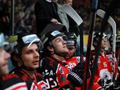 Střídačka hokejového Znojma při utkáni s Vídní. Střídačka hokejového Znojma při utkáni s Vídní.