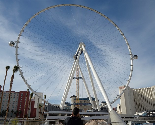 Obří, 167 metrů vysoké ruské kolo v Las Vegas. Obří, 167 metrů vysoké ruské kolo v Las Vegas.
