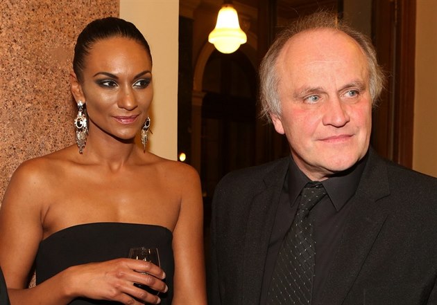 Michael Kocáb s Lejlou Abbasovou (únor 2014) Michael Kocáb s Lejlou Abbasovou (únor 2014)