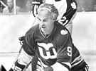 Legendární Gordie Howe v dresu Hartford Whalers Legendární Gordie Howe v dresu Hartford Whalers