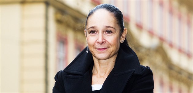 Miloslava Pošvářová, bývalá šéfka Úseku kontroly a kvality staveb ŘSD. Miloslava Pošvářová, bývalá šéfka Úseku kontroly a kvality staveb ŘSD.