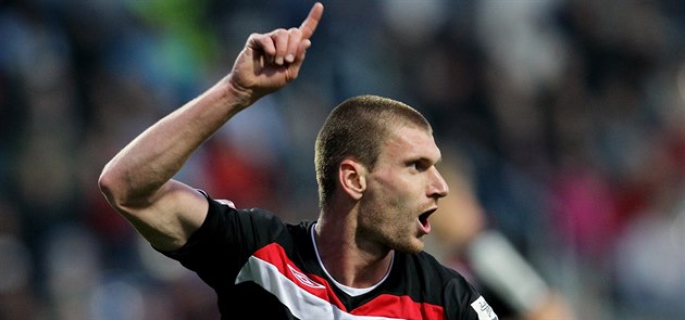 GÓL! Martin Juhar slaví kontaktní gól pražské Slavie v duelu proti Mladé... GÓL! Martin Juhar slaví kontaktní gól pražské Slavie v duelu proti Mladé...
