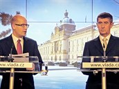 Premiér Bohuslav Sobotka (ČSSD) a ministr financí Andrej Babiš (ANO) Premiér Bohuslav Sobotka (ČSSD) a ministr financí Andrej Babiš (ANO)