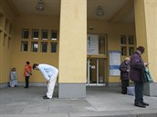 Třinecká nemocnice na Sosně musela být evakuována kvůli anonymní výhružce... Třinecká nemocnice na Sosně musela být evakuována kvůli anonymní výhružce...