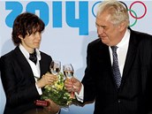 CINK. Prezident Zeman se na Hradě potkal s Martinou Sáblíkovou a dalšími CINK. Prezident Zeman se na Hradě potkal s Martinou Sáblíkovou a dalšími