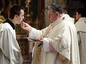 Kardinál Dominik Duka, arcibiskup pražský, na Zelený čtvrtek v chrámu sv. Víta... Kardinál Dominik Duka, arcibiskup pražský, na Zelený čtvrtek v chrámu sv. Víta...
