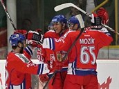 Čeští hokejisté slaví gól proti Norsku. Čeští hokejisté slaví gól proti Norsku.