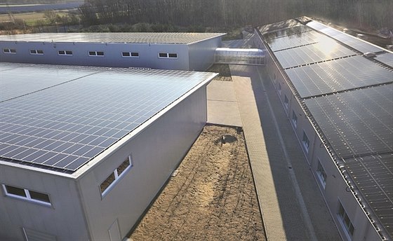 Střešní systém LMR600 pro ocelové průmyslové haly Střešní systém LMR600 pro ocelové průmyslové haly