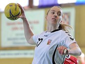 Česká házenkářka Veronika Malá v kvalifikaci o postup na MS juniorek v utkání Česká házenkářka Veronika Malá v kvalifikaci o postup na MS juniorek v utkání