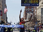 Keňanka Rita Jeptoová vítězí v Bostonském maratonu. Keňanka Rita Jeptoová vítězí v Bostonském maratonu.