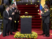 Kolumbijský prezident Juan Manuel Santos (vlevo) a prezident Mexika Enrique... Kolumbijský prezident Juan Manuel Santos (vlevo) a prezident Mexika Enrique...