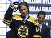 David Pastrňák při draftu NHL v dresu Bostonu. David Pastrňák při draftu NHL v dresu Bostonu.