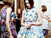 Přehlídka Mary Katrantzou na jaro a léto 2014 byla jednou z mnoha, kde se... Přehlídka Mary Katrantzou na jaro a léto 2014 byla jednou z mnoha, kde se...