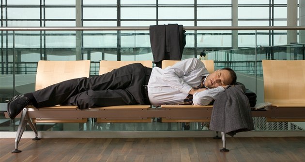 Pásmová nemoc, jet lag, vás rozhodí z rytmu. Pásmová nemoc, jet lag, vás rozhodí z rytmu.