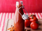 Domácí kečup má tu výhodu, že si můžete řídit chutě podle svého. Domácí kečup má tu výhodu, že si můžete řídit chutě podle svého.