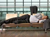 Pásmová nemoc, jet lag, vás rozhodí z rytmu. Pásmová nemoc, jet lag, vás rozhodí z rytmu.