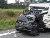 Při srážce dvou nákladních a jednoho osobního automobilu zemřeli v Klimkovicích... Při srážce dvou nákladních a jednoho osobního automobilu zemřeli v Klimkovicích...