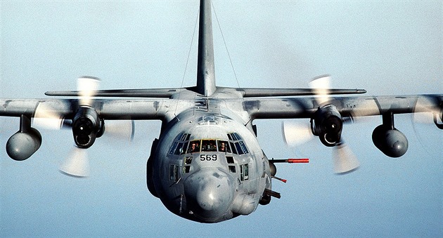 Verze AC-130H se objevila ke konci angažování Američanů ve Vietnamu. Přes... Verze AC-130H se objevila ke konci angažování Američanů ve Vietnamu. Přes...