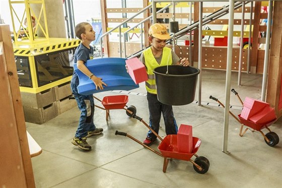 Svět techniky odhaluje tajemství světa těm nejmenším Svět techniky odhaluje tajemství světa těm nejmenším
