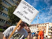 Protestní blokáda dopravy na kruhové křižovatce u Slávie v Náchodě měla... Protestní blokáda dopravy na kruhové křižovatce u Slávie v Náchodě měla...