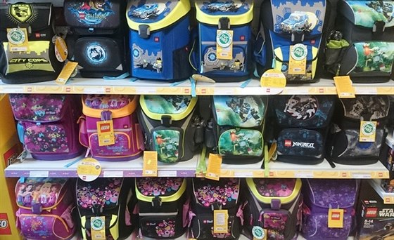Doplňkový sortiment u MořeLega tvoří i školní aktovky. Doplňkový sortiment u MořeLega tvoří i školní aktovky.