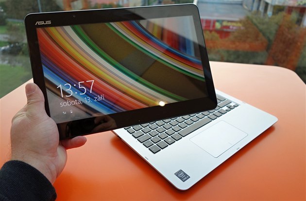 Prvním konvertibilním zařízením s 14nm procesorem Intel Core M, který dorazil... Prvním konvertibilním zařízením s 14nm procesorem Intel Core M, který dorazil...