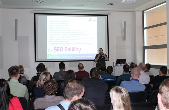 14|15 BAŤŮV INSTITUT - moderní centrum vzdělávání i kultury 14|15 BAŤŮV INSTITUT - moderní centrum vzdělávání i kultury